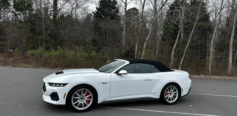 Ford Mustang 2024