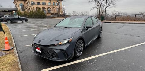 Toyota Camry Hybrid 2025