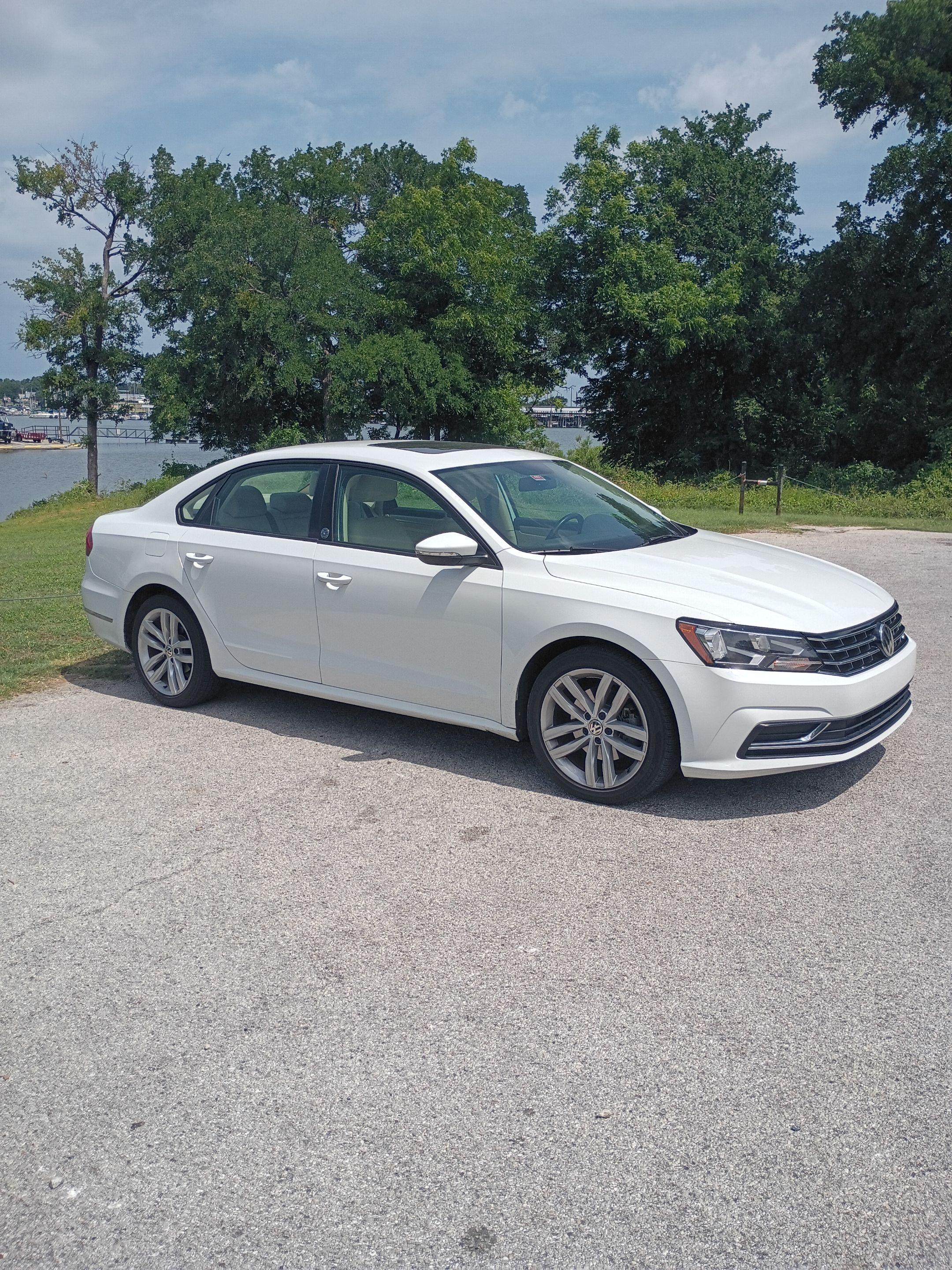Volkswagen Passat 2019 in Grapevine, TX