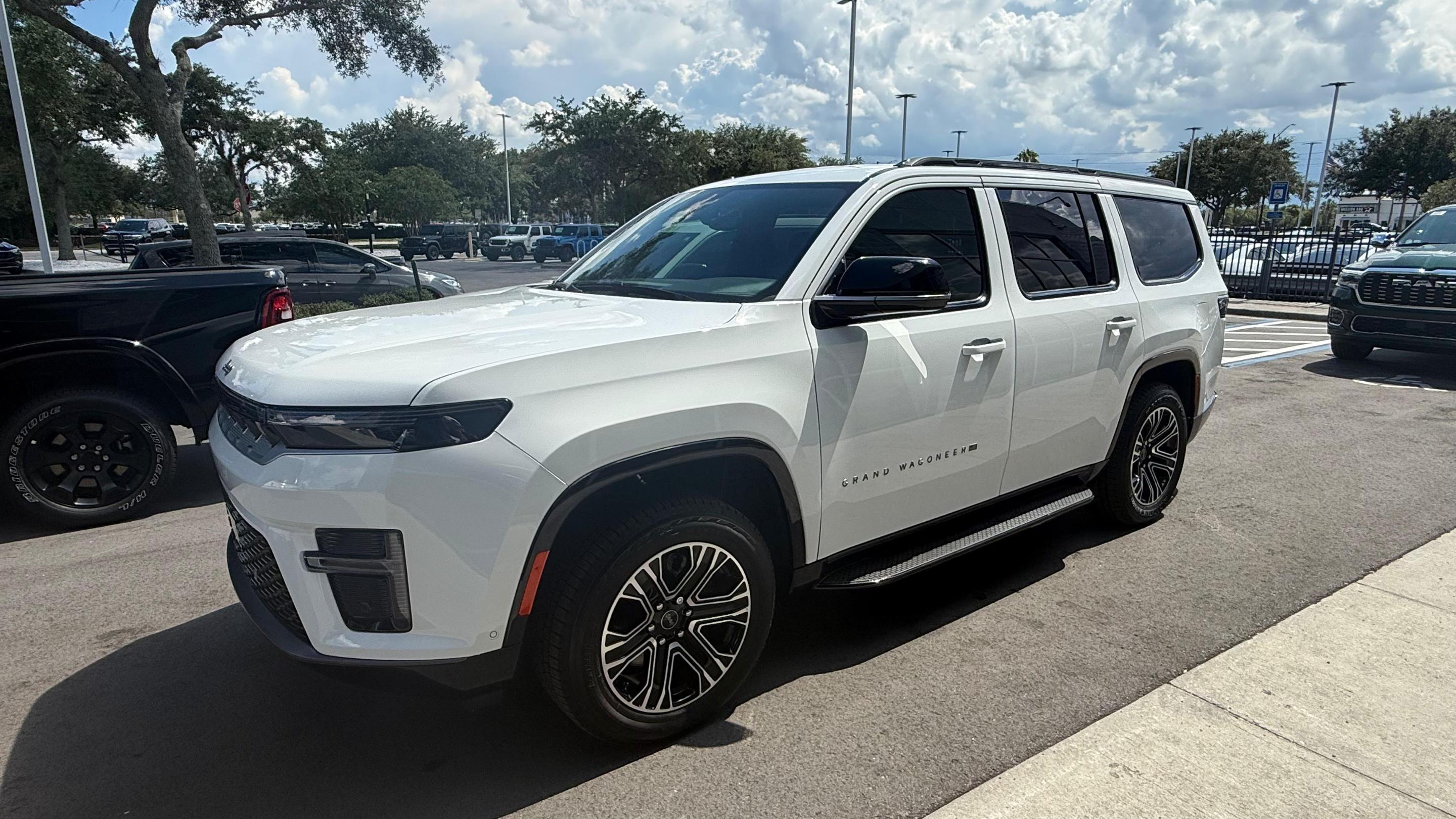 Jeep Grand Wagoneer 2026 in Orlando, FL
