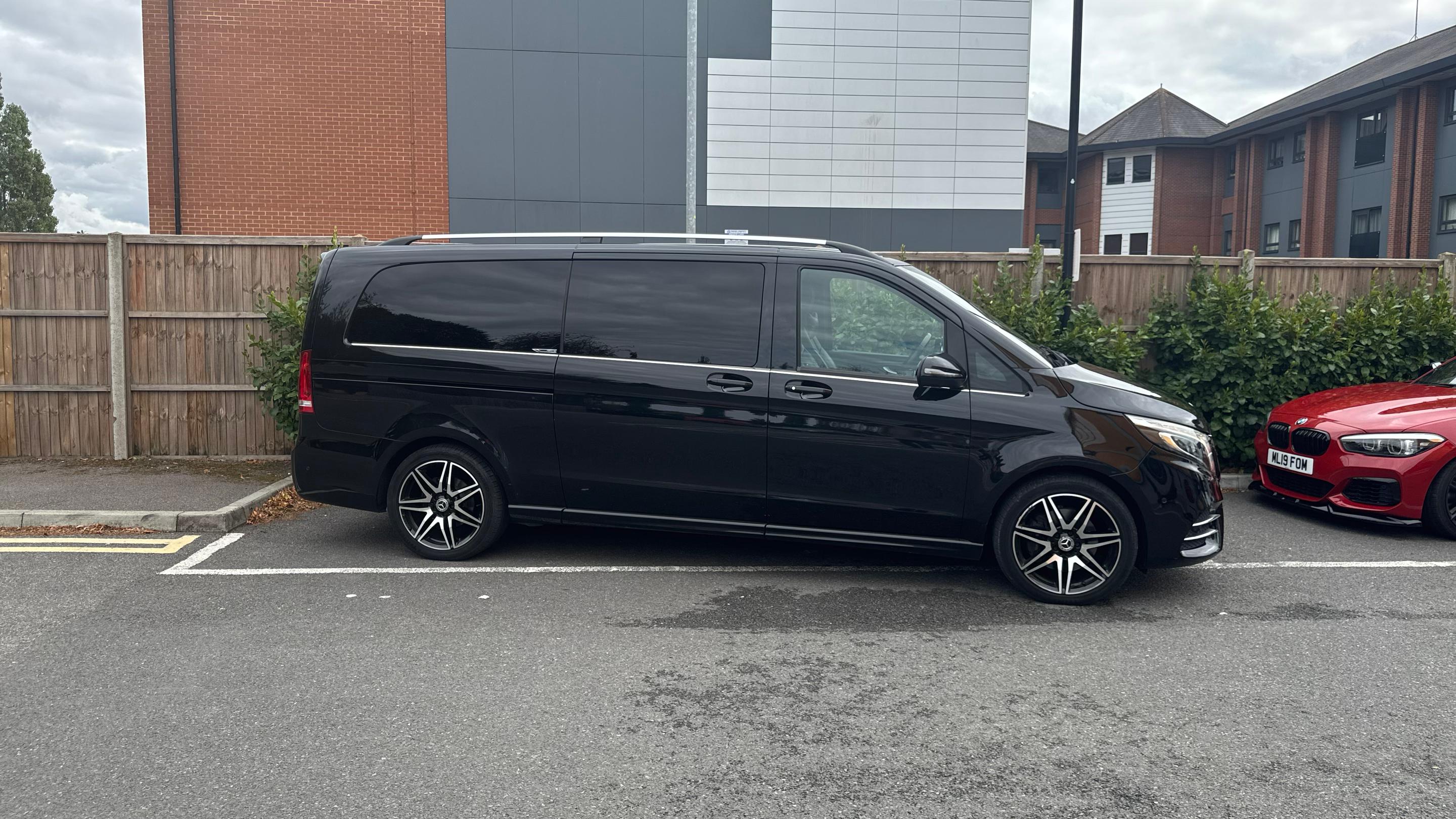 Mercedes-Benz V-Class 2019 in Slough