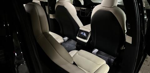 Tesla Model X 2022