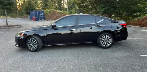 Nissan Altima 2025