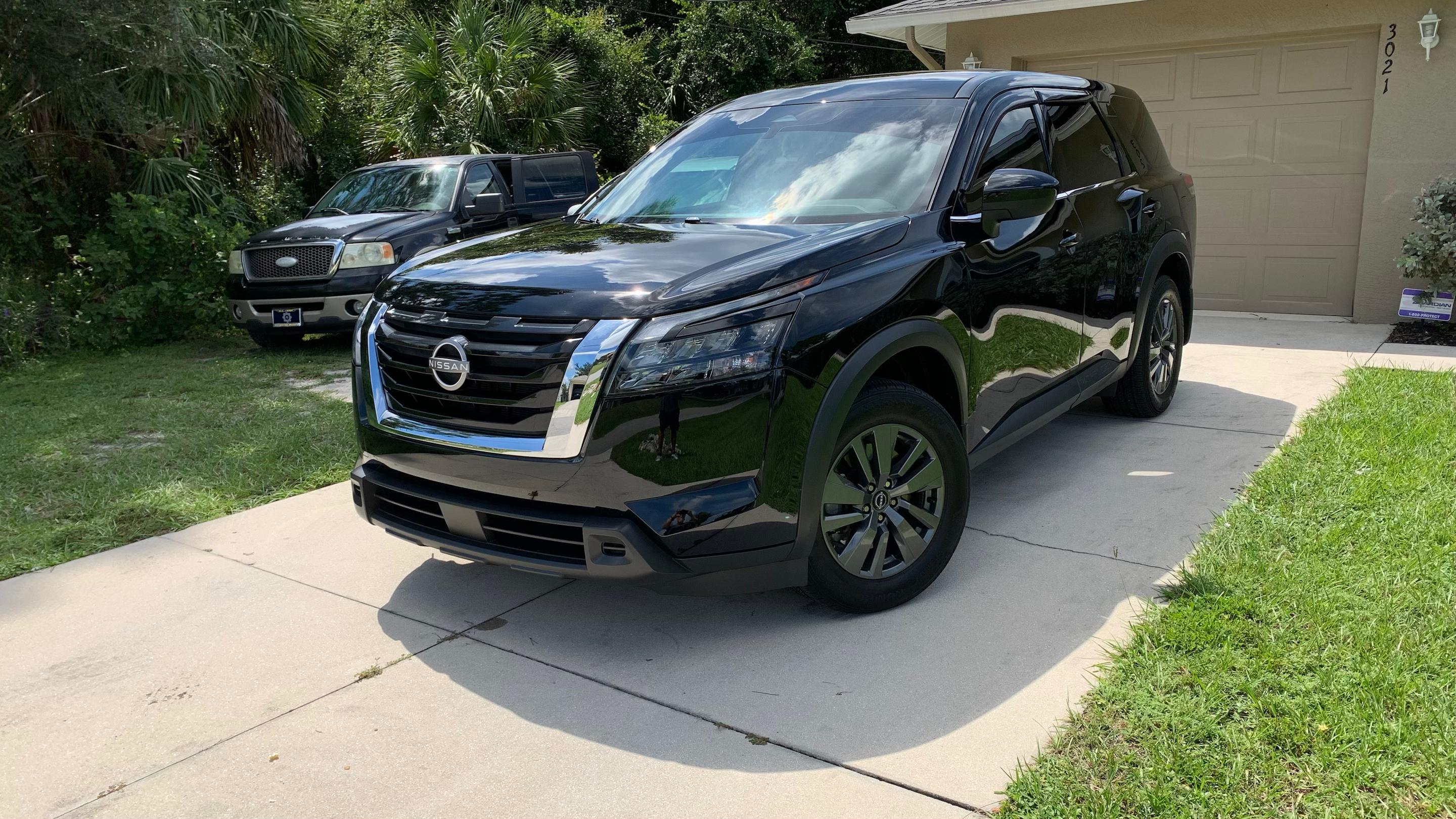 Nissan Pathfinder 2024 in North Port, FL