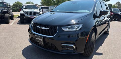 Chrysler Pacifica 2026