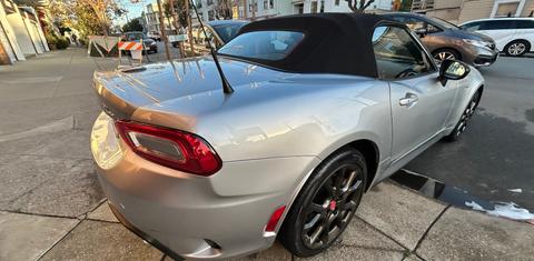 FIAT 124 Spider 2018