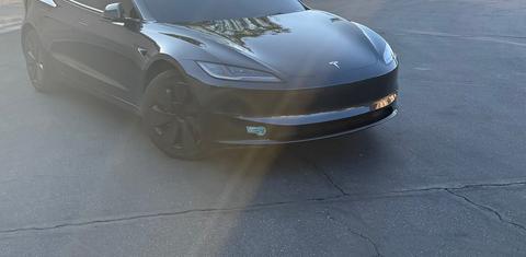 Tesla Model 3 2025