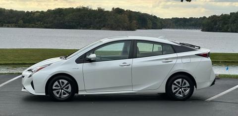 Toyota Prius 2018