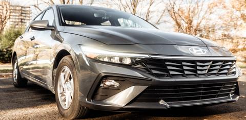 Hyundai Elantra 2024