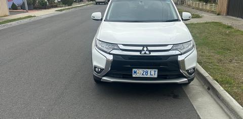 Mitsubishi OUTLANDER 2017