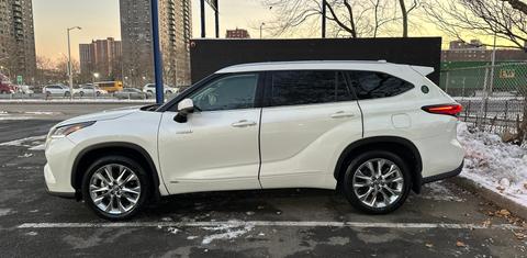 Toyota Highlander Hybrid 2021