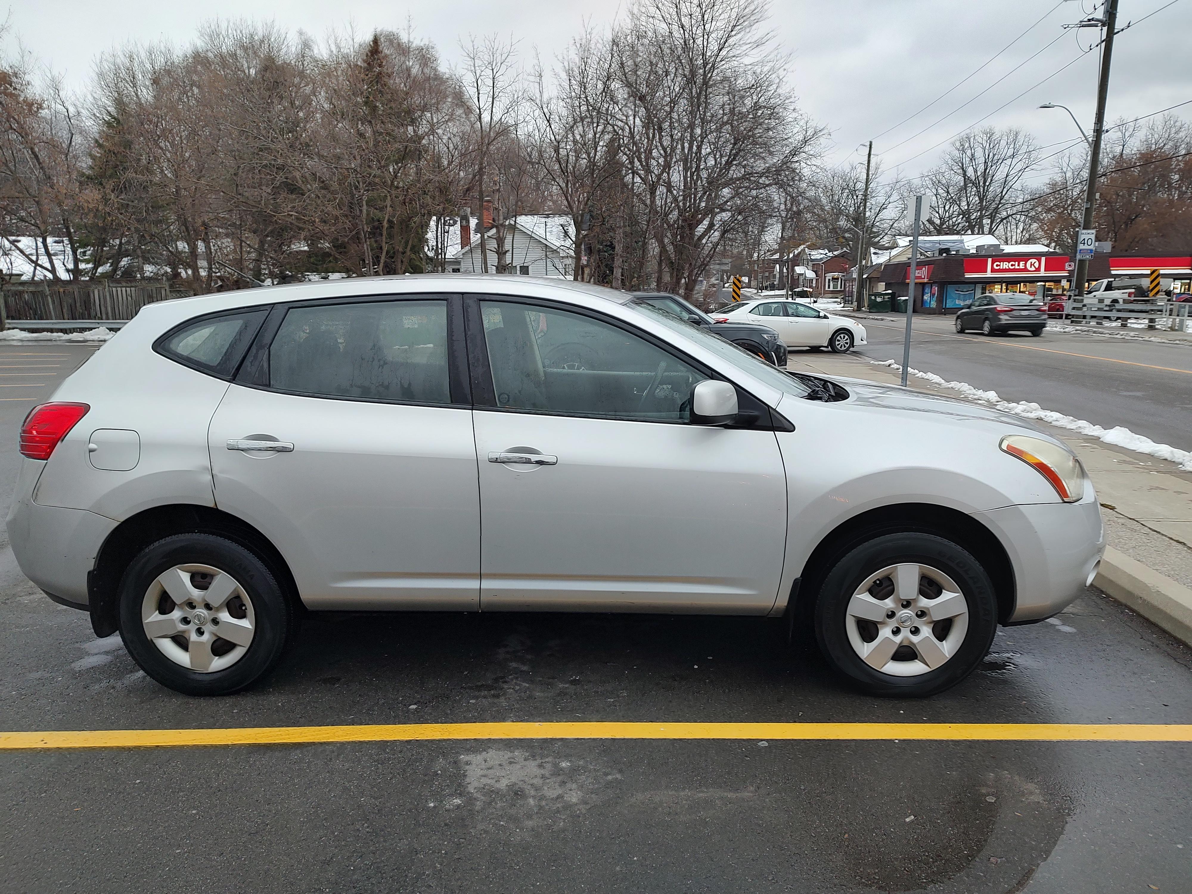 Nissan Rogue 2013 in Hamilton, ON