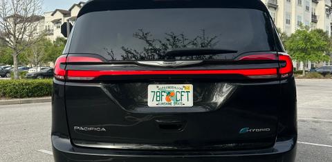 Chrysler Pacifica 2023