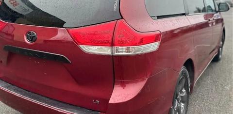 Toyota Sienna 2013