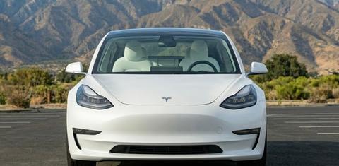Tesla Model 3 2023
