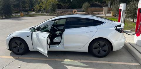 Tesla Model 3 2020