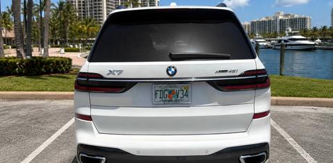 BMW X7 2023