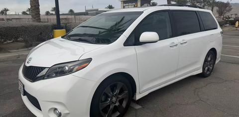 Toyota Sienna 2016
