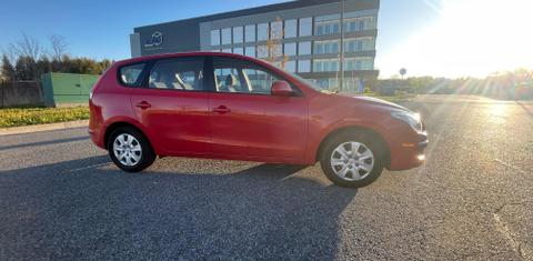 Hyundai Elantra Touring 2012