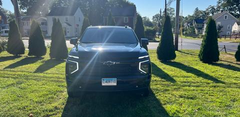 Chevrolet Suburban 2025