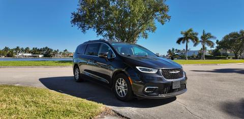 Chrysler Pacifica 2022