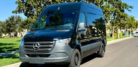 Mercedes-Benz Sprinter 2024