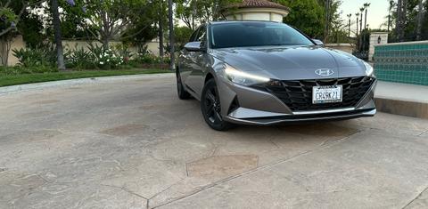Hyundai Elantra 2023
