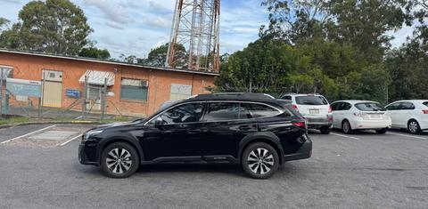 Subaru OUTBACK 2023