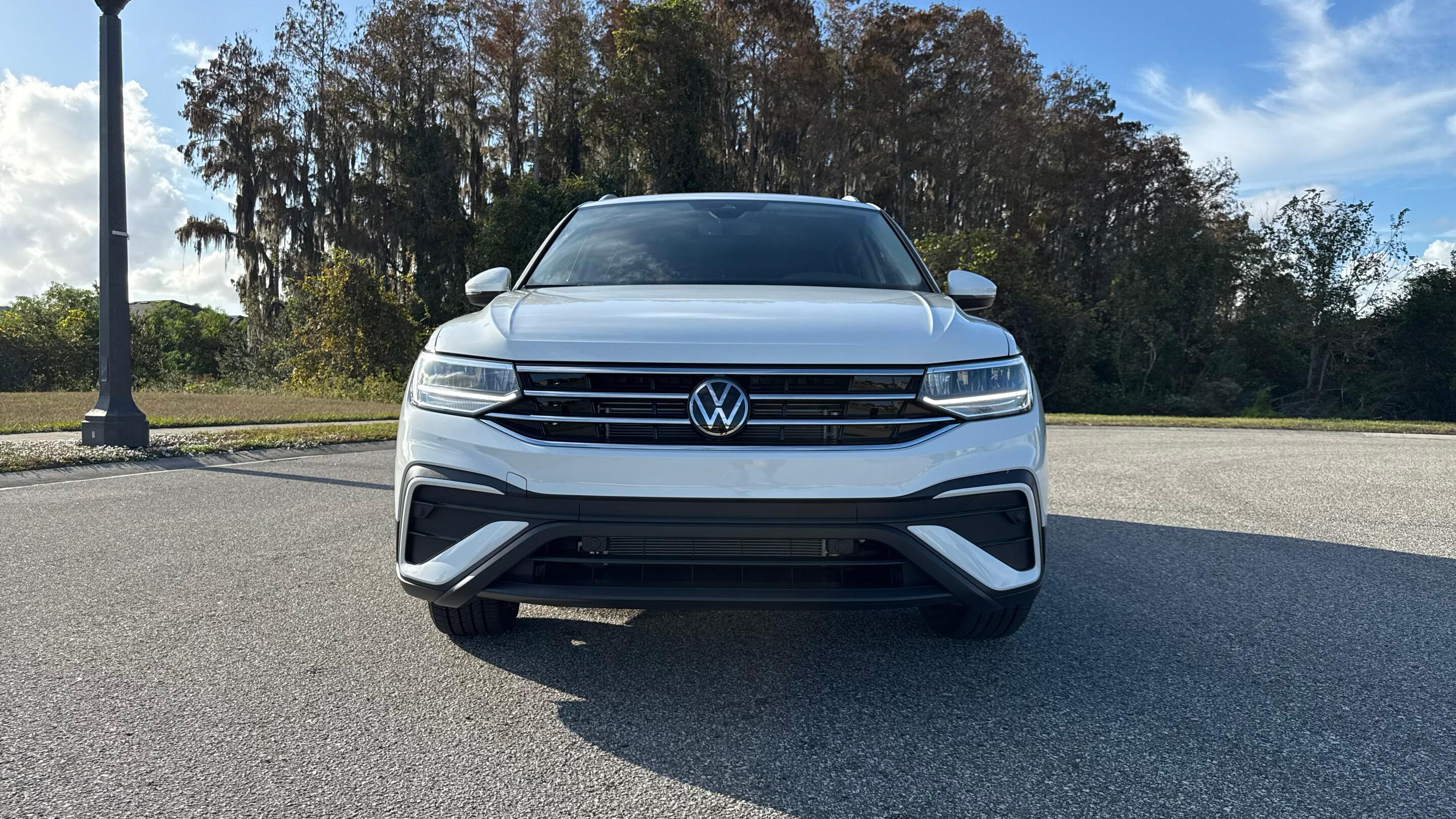 Volkswagen Tiguan 2024 in Kissimmee, FL