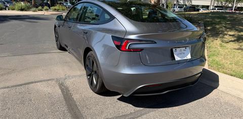 Tesla Model 3 2025