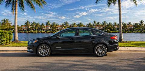 Ford Fusion Hybrid 2017