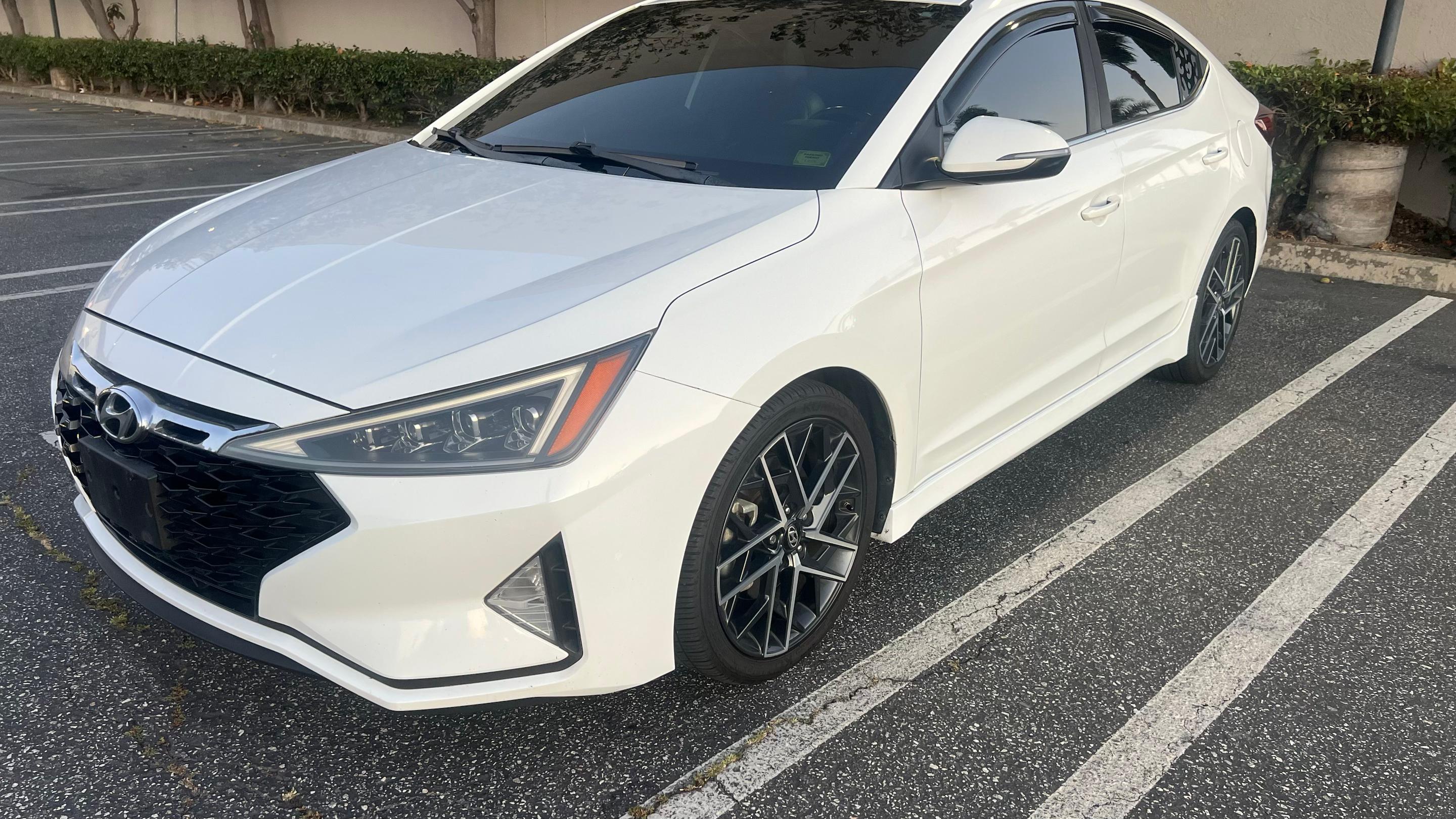 Hyundai Elantra 2019 in 