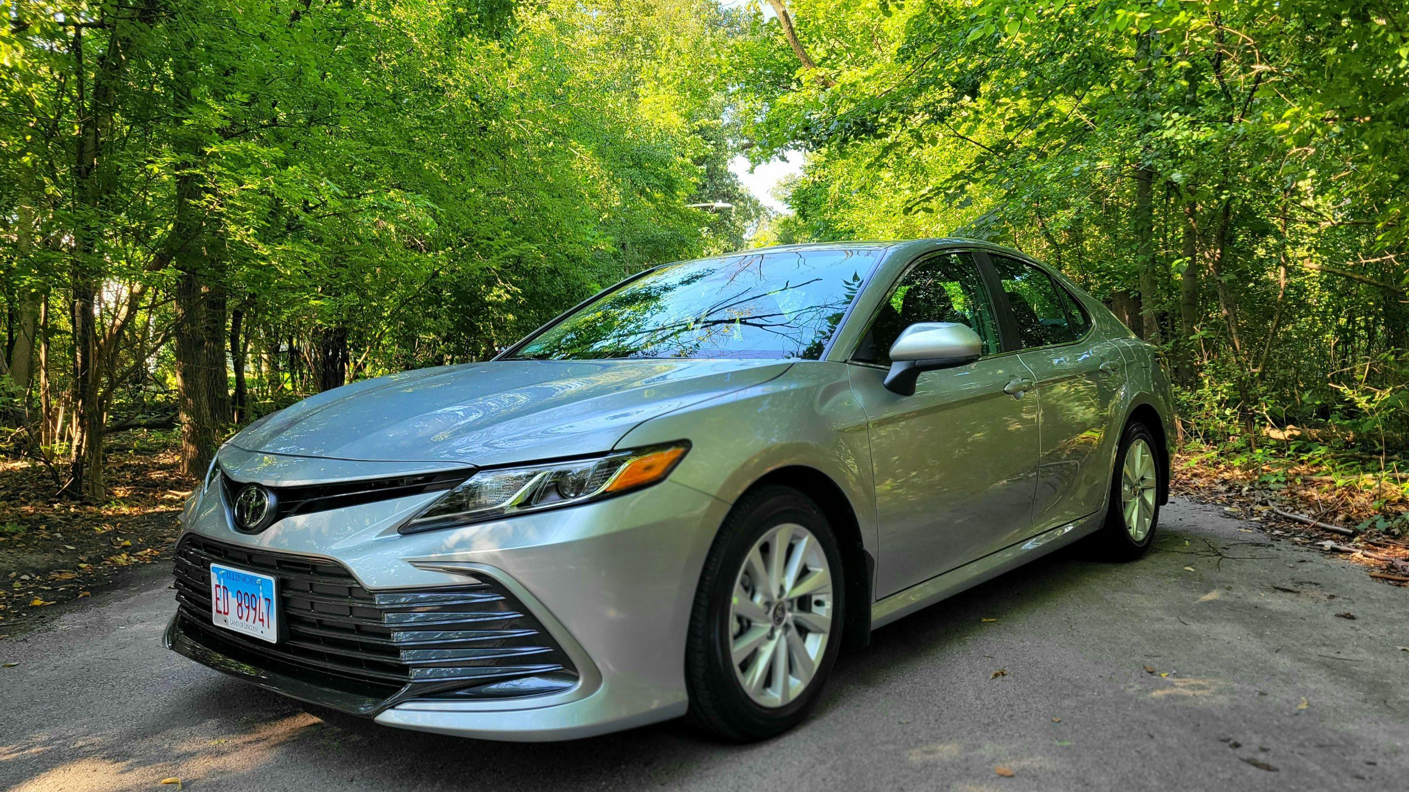 Toyota Camry 2024 in Chicago, IL
