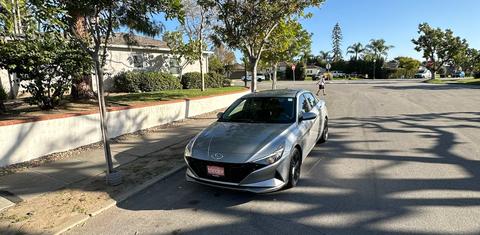 Hyundai Elantra 2021