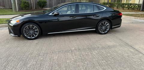 Lexus LS 2021