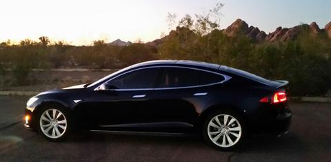 Tesla Model S 2012
