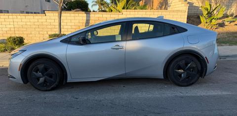 Toyota Prius 2025