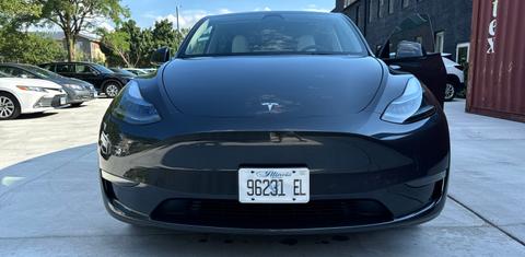 Tesla Model Y 2024