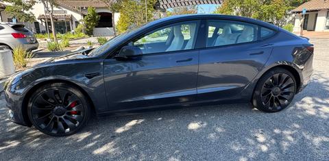Tesla Model 3 2023