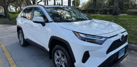 Toyota RAV4 2025