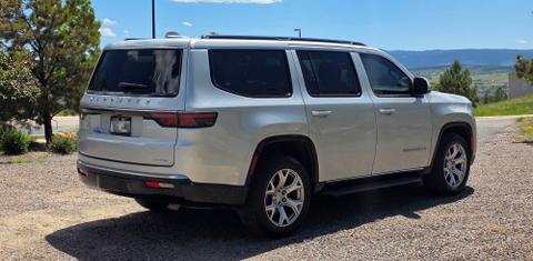 Jeep Wagoneer 2022