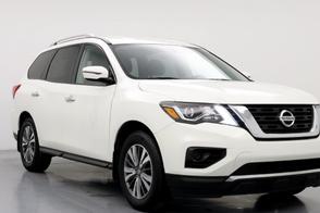 Nissan Pathfinder car