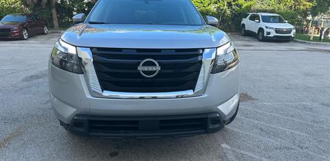 Nissan Pathfinder 2025