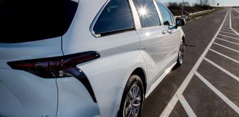 Toyota Sienna 2025