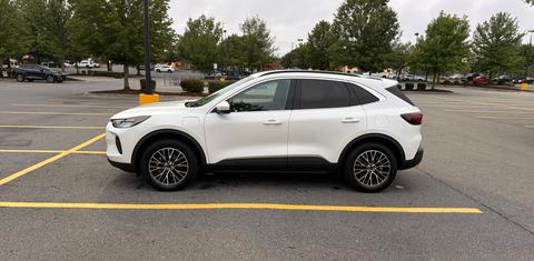 Ford Escape PHEV 2026