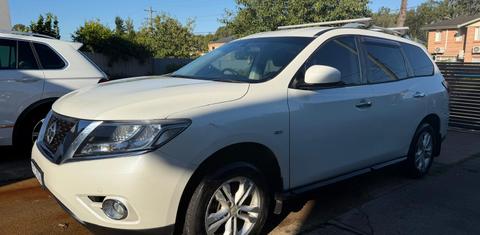 Nissan PATHFINDER 2015
