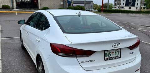 Hyundai Elantra 2017