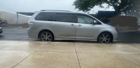 Toyota Sienna 2017