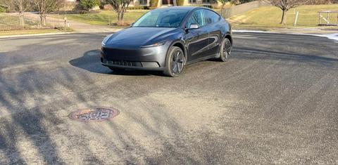 Tesla Model Y 2026