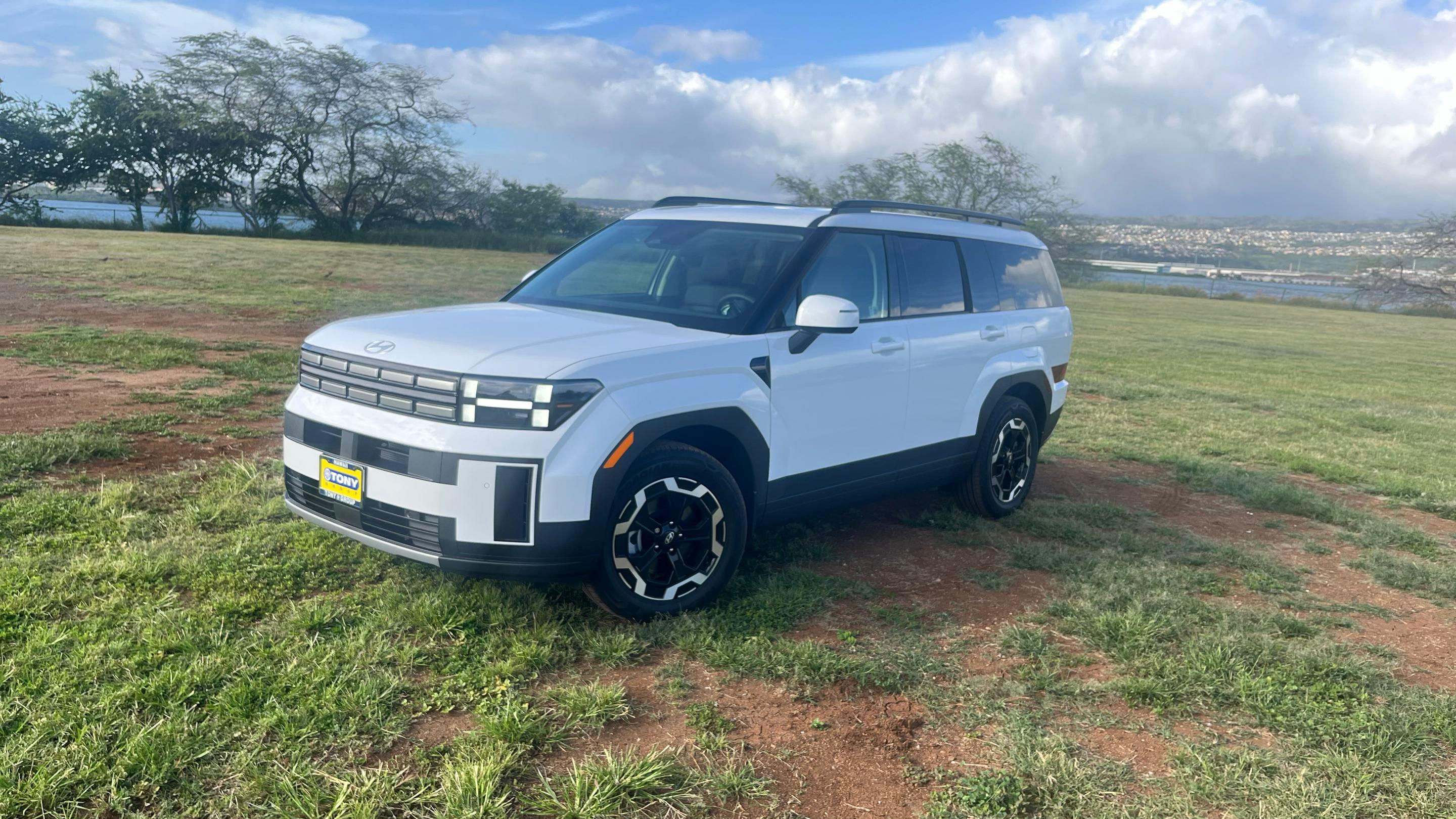 Hyundai Santa Fe 2026 in Halawa, HI